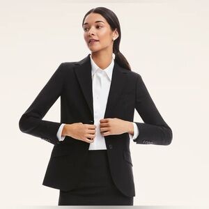 The Essential Brooks Brothers Stretch Wool Jacket